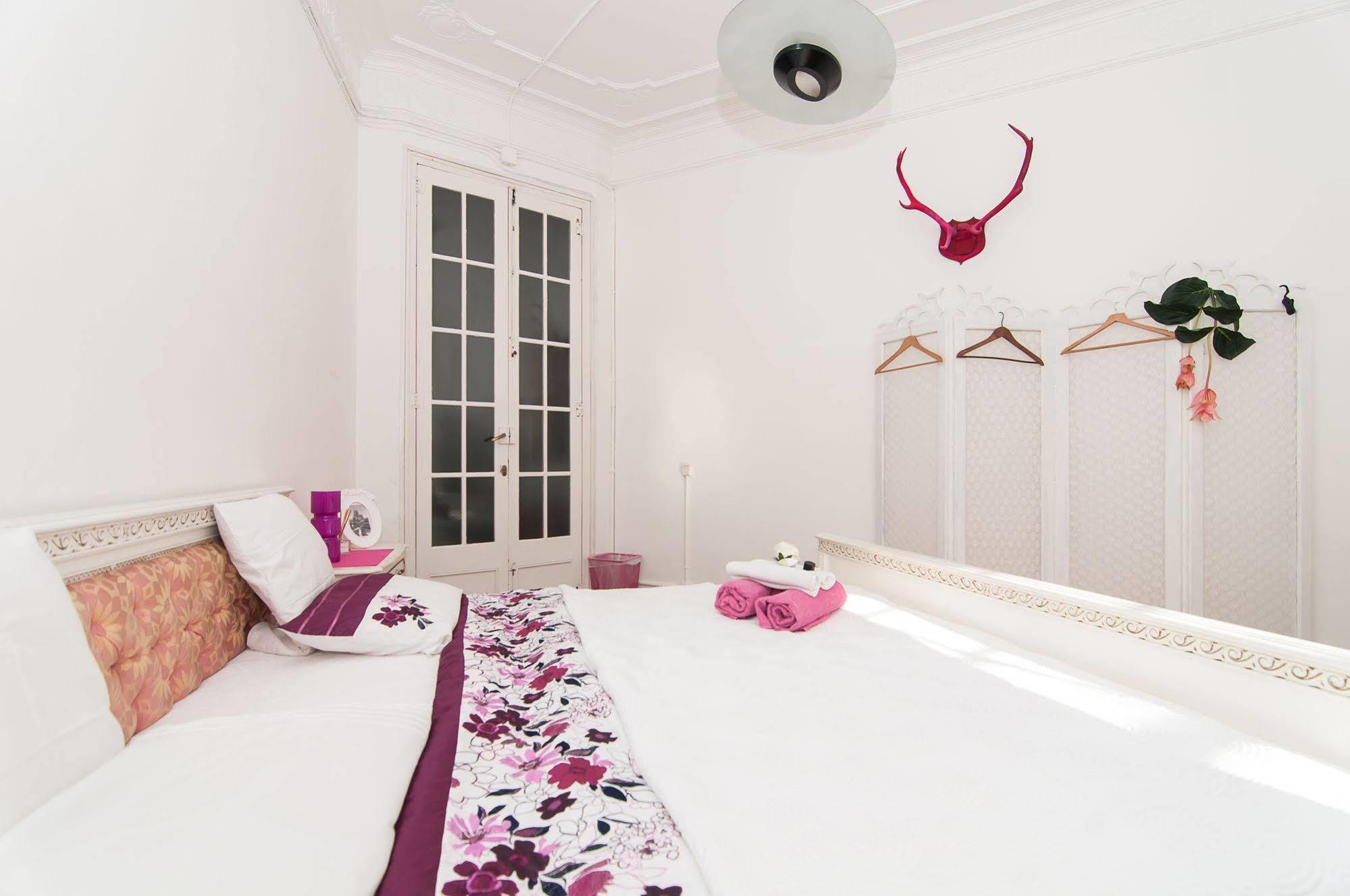 バルセロナ Casa Trianon Bed & Breakfast エクステリア 写真